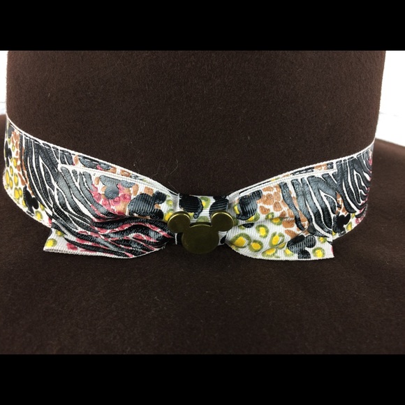 Walt Disney’s Animal Kingdom Safari Hat - Picture 3 of 3